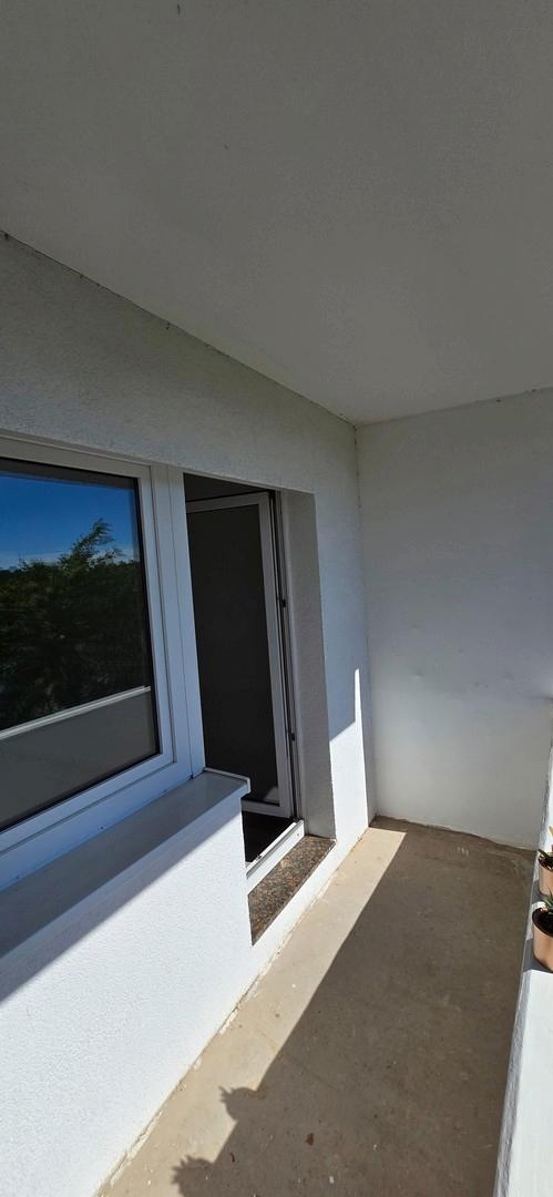 Balkon noch ohne Bodenbelag