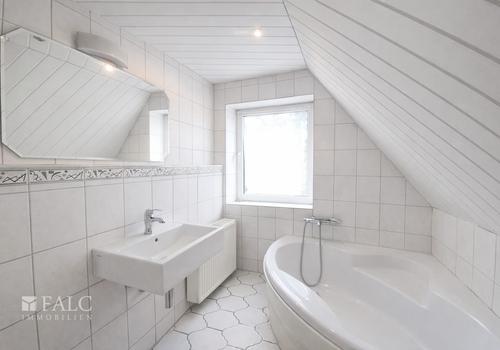 Badezimmer DG