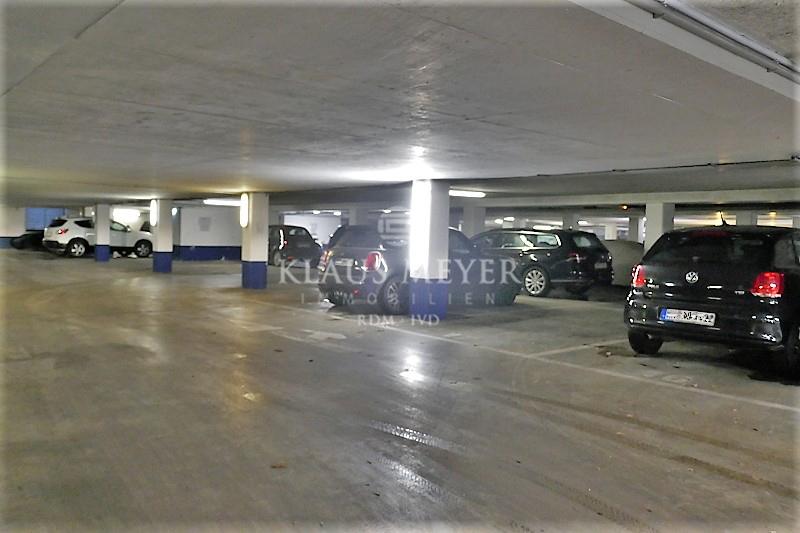 helle Tiefgarage