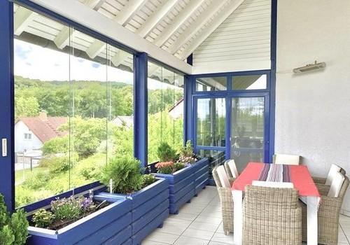 große Terrasse+Windschutz