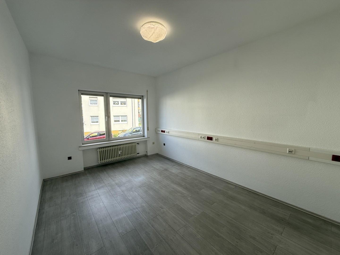 3-Raum Büro
