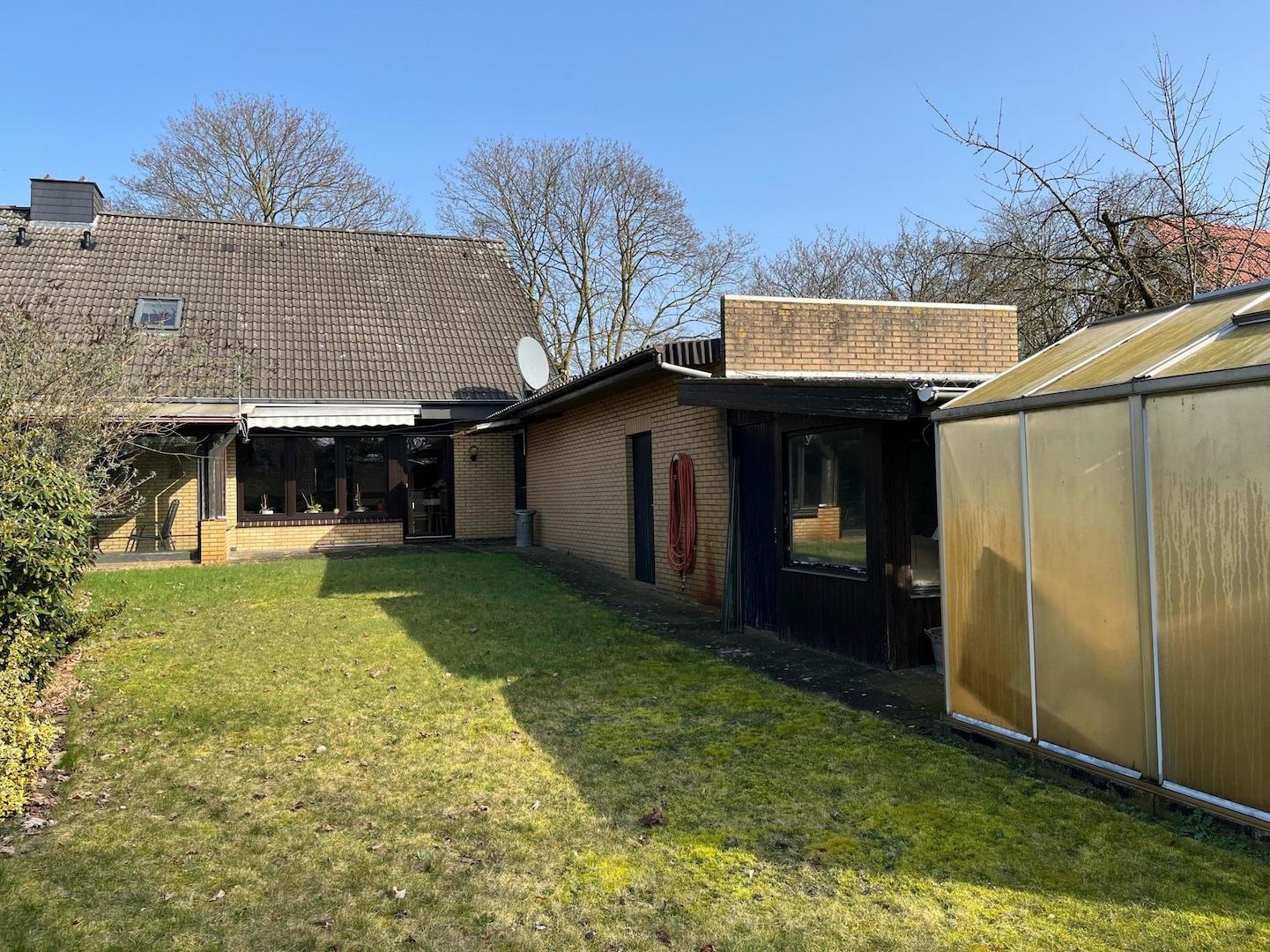 Rückwärtige Ansicht