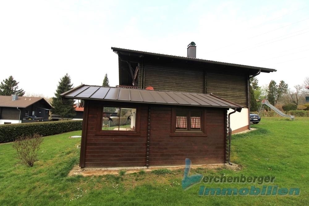 Haus m.Gartenhaus.jpg