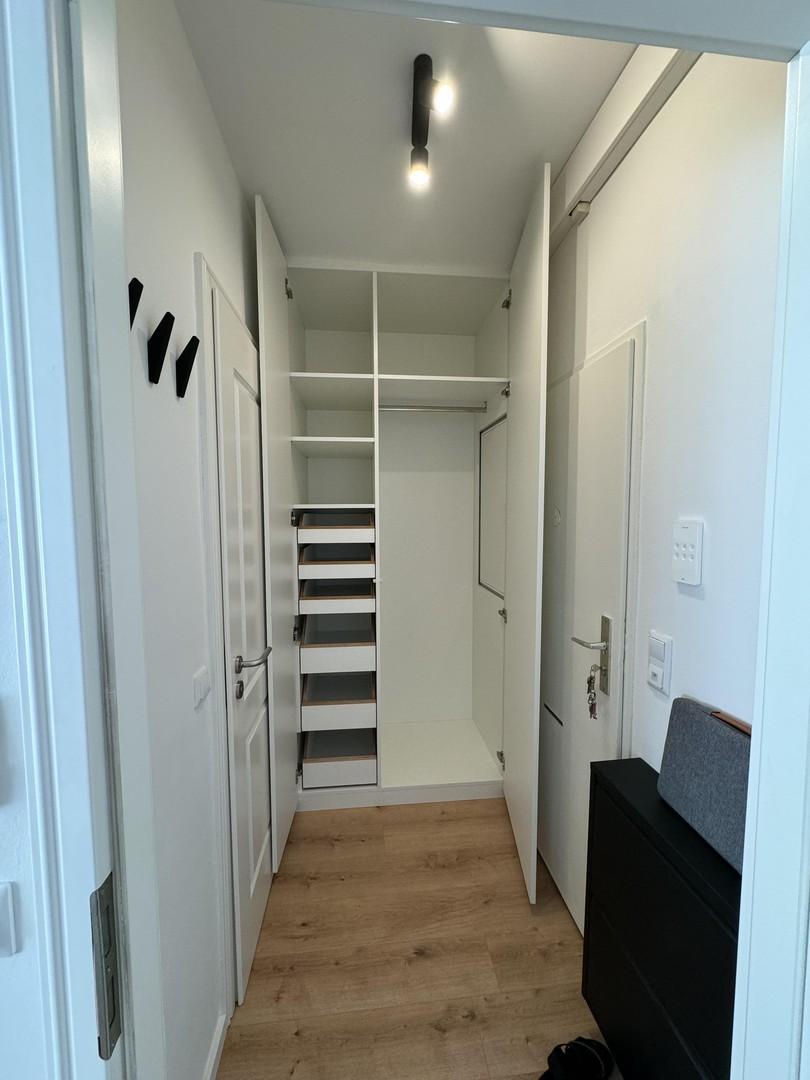 Einbauschrank offen