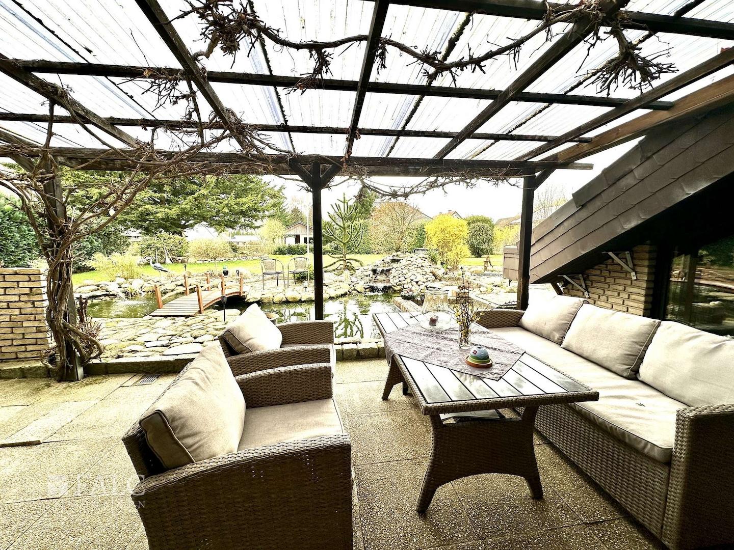 Überdachte Terrasse