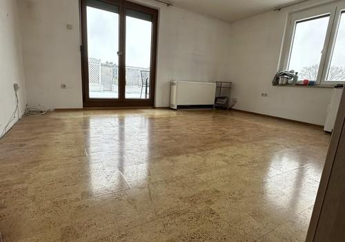 Wohnzimmer mit Terrassenzugang