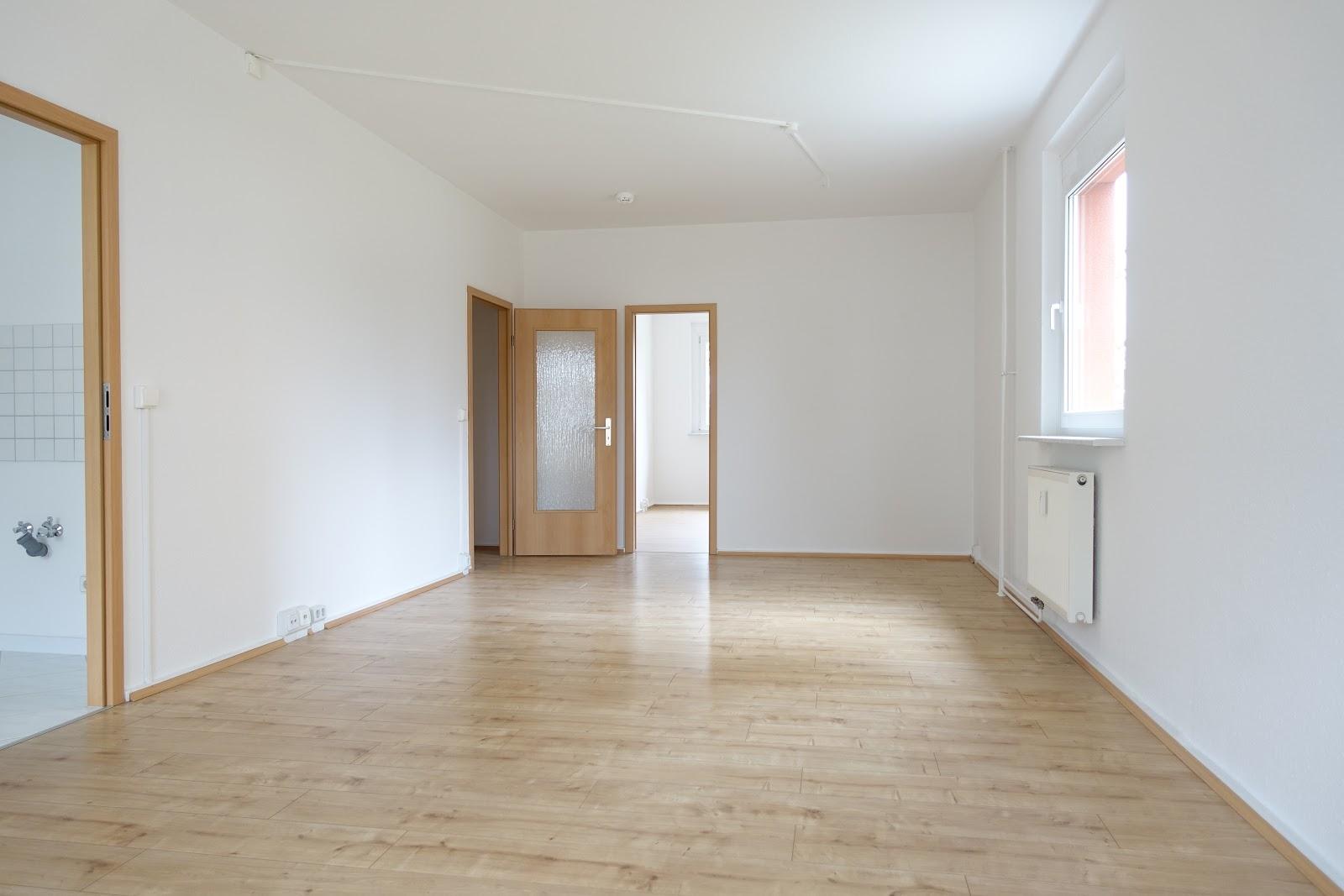 Wohnen Blick Schlafzimmer und Flur