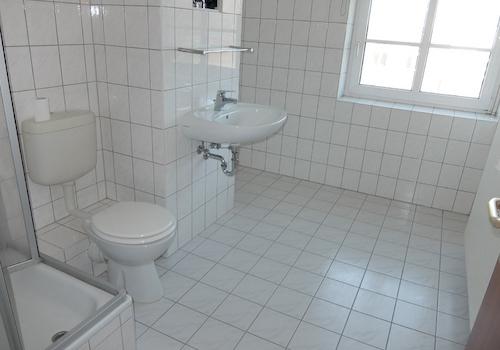 Duschbad mit Fenster