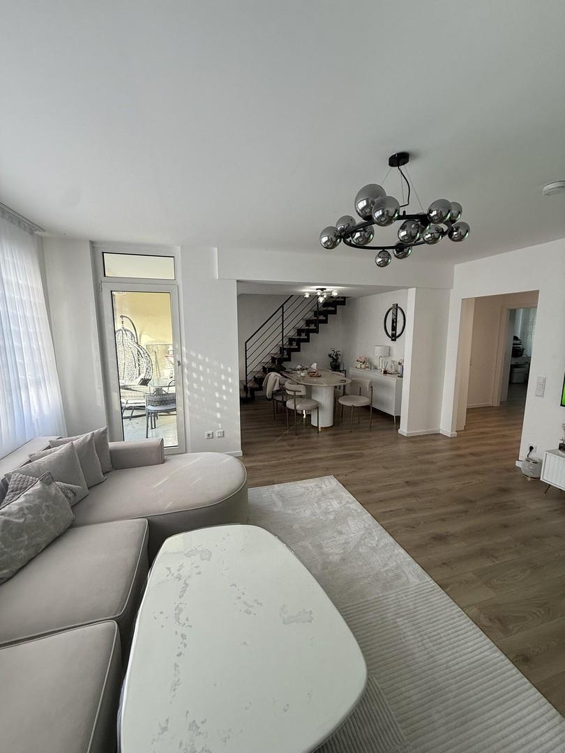 Offener Wohn-/Essbereich