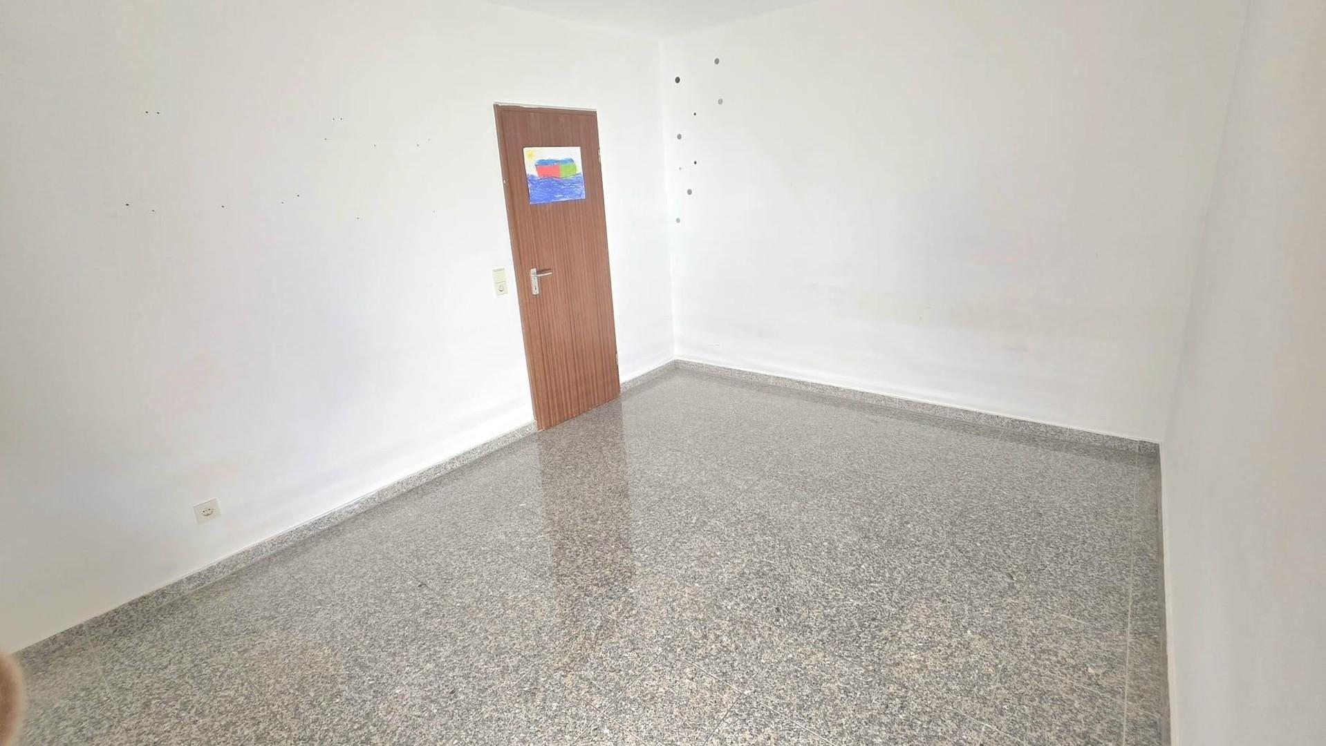 Kinder/Arbeits/Gästezimmer