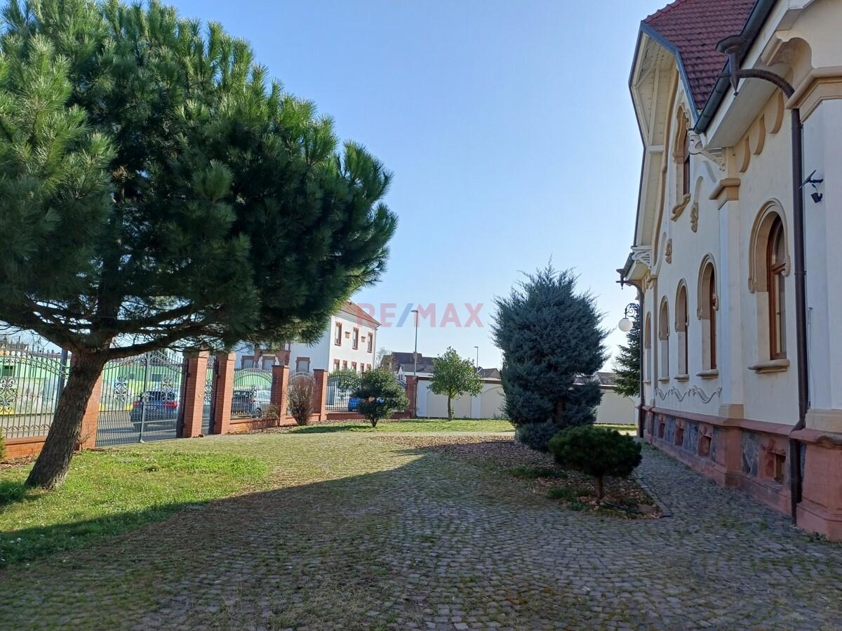 gepflegtes Grundstück