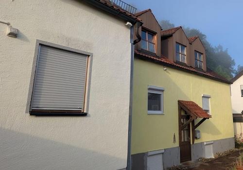 Eingang im Hinterhof