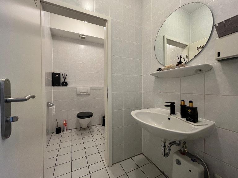 WC 2x