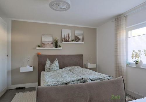 Blick ins Schlafzimmer