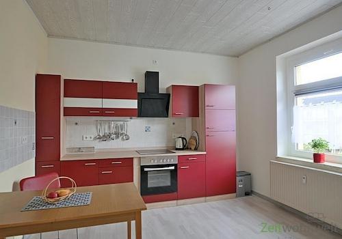 Wohnküche mit Esstisch