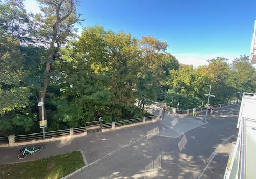 Wohnhaus liegt direkt an der "kleinen Donau"