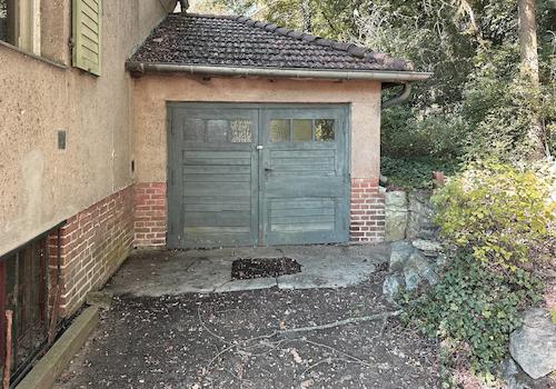 Garage Straßenansicht