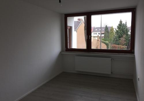 Schlafzimmer Richtung Balkon