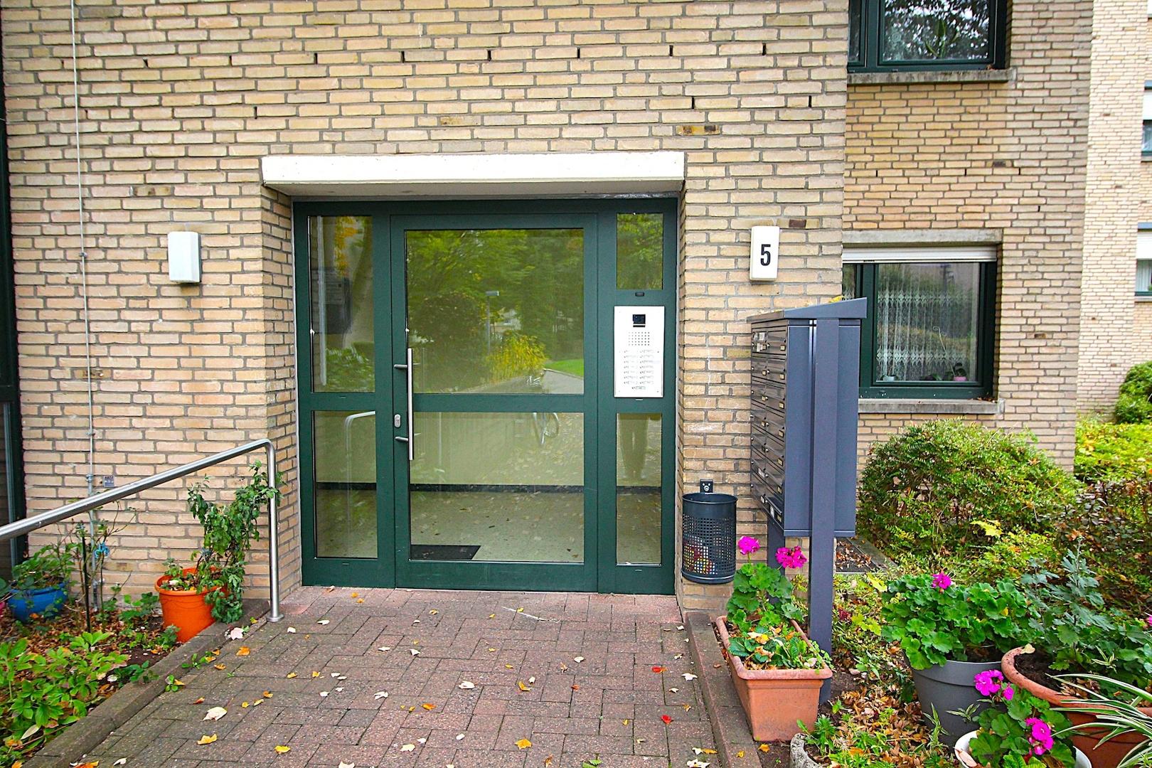 Hauseingang2