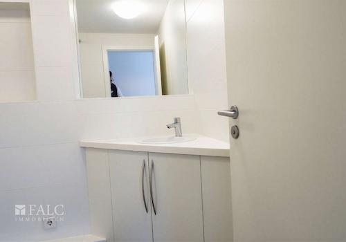 Badezimmer 2 - (KI bearbeitet)