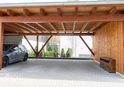 Carport - (KI bearbeitet)