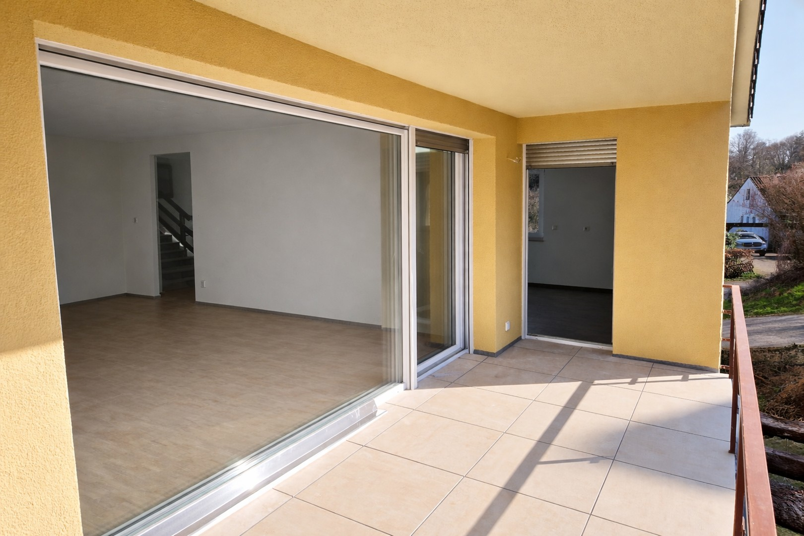 Großer Balkon nach Süd-West