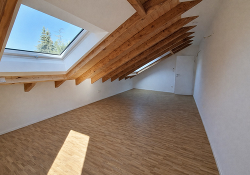 Großes Dachzimmer 2