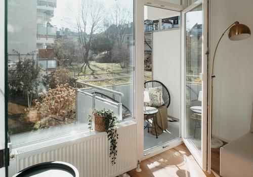 Lichtdurchflutetes Wohnzimmer