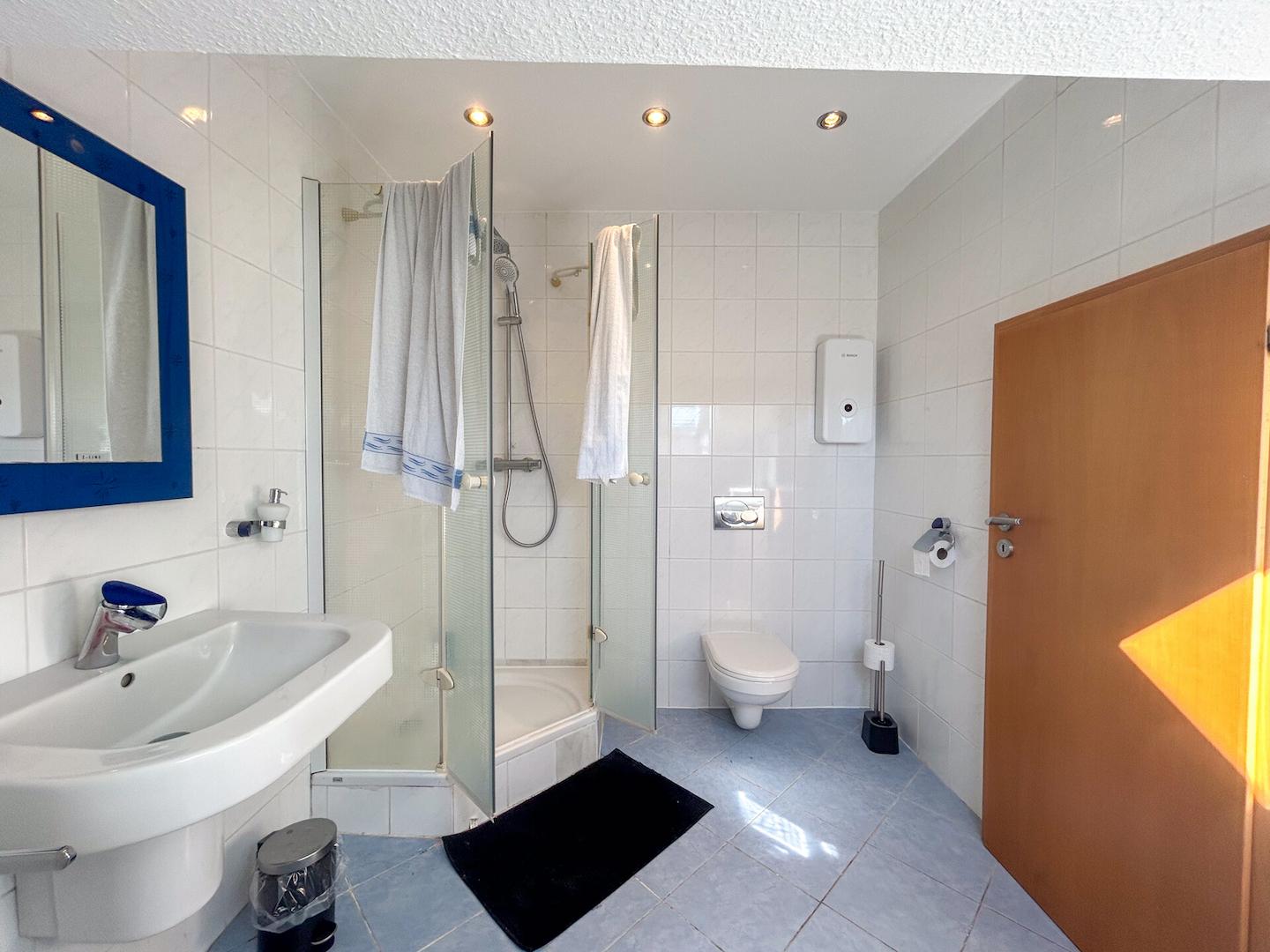 52 WE4 Badezimmer DG