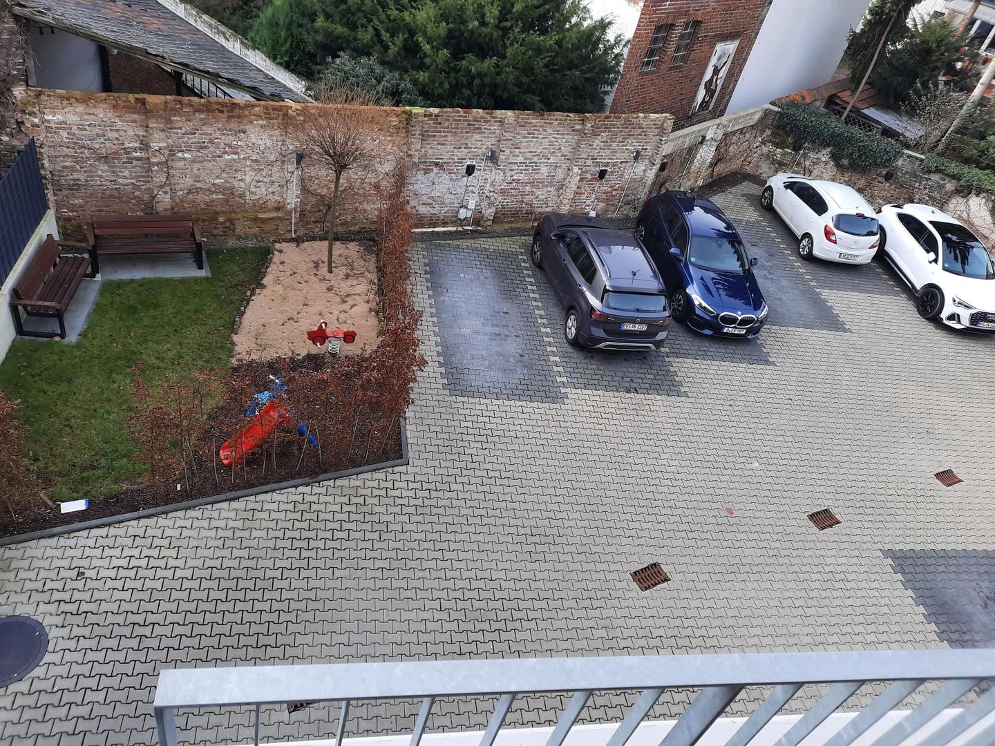 Innenhof/Stellplätze