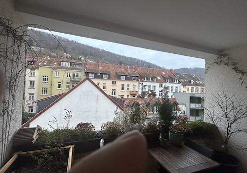 Loggia mit Blick auf Berge