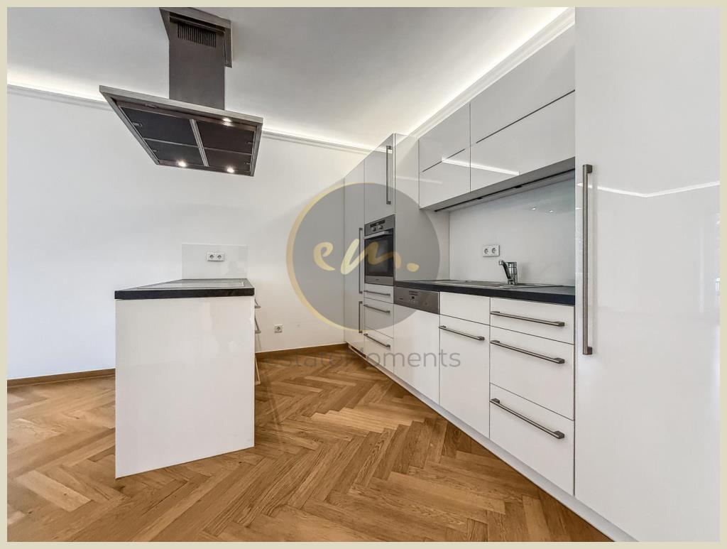 Küche (Nachbarwohnung)