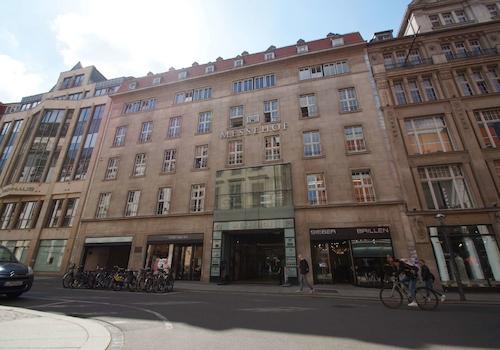 Außenansicht vom Neumarkt