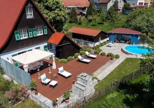 Luftbild mit Terrasse