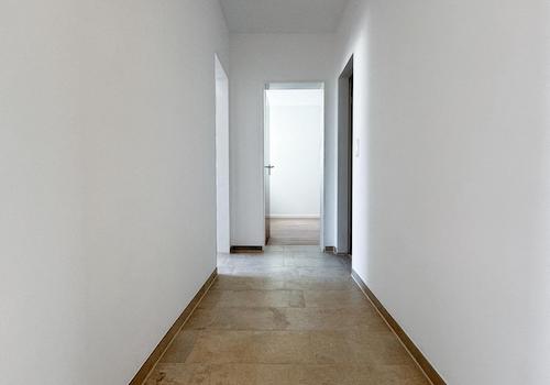 Gang zu Bad und Eltern Schlafz