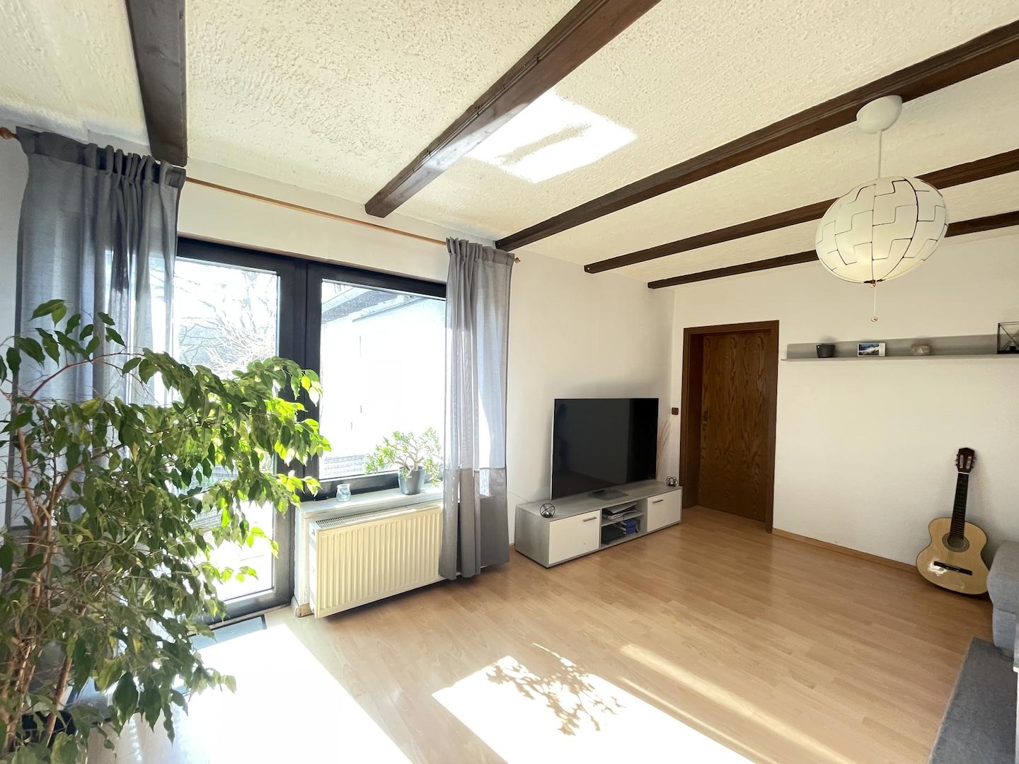 Zugang vom Wohnzimmer zur Terrasse (UG)