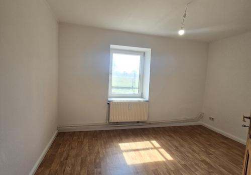 Schlafzimmer_Blick zum Fenster