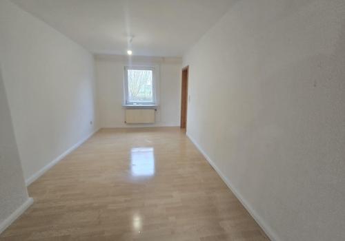 Durchgangs-/Ankleidezimmer