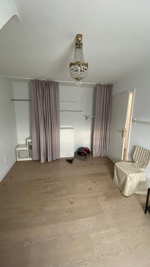 Wohn-oder Schlafzimmer 2