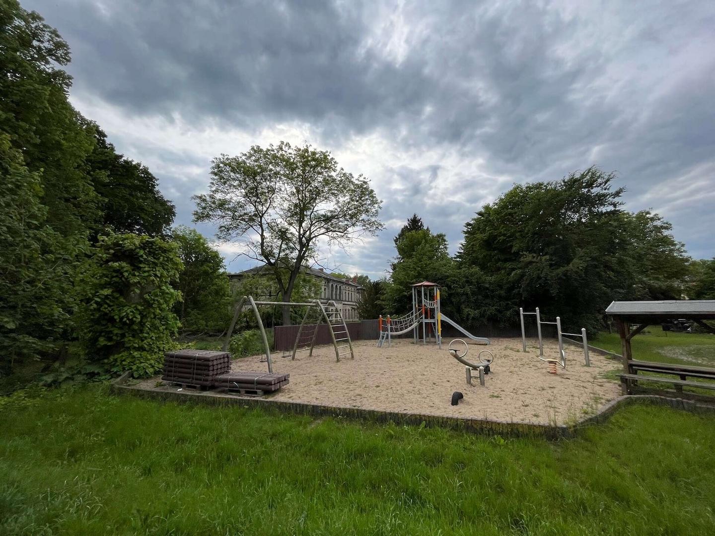 Spielplatz mit Schloss