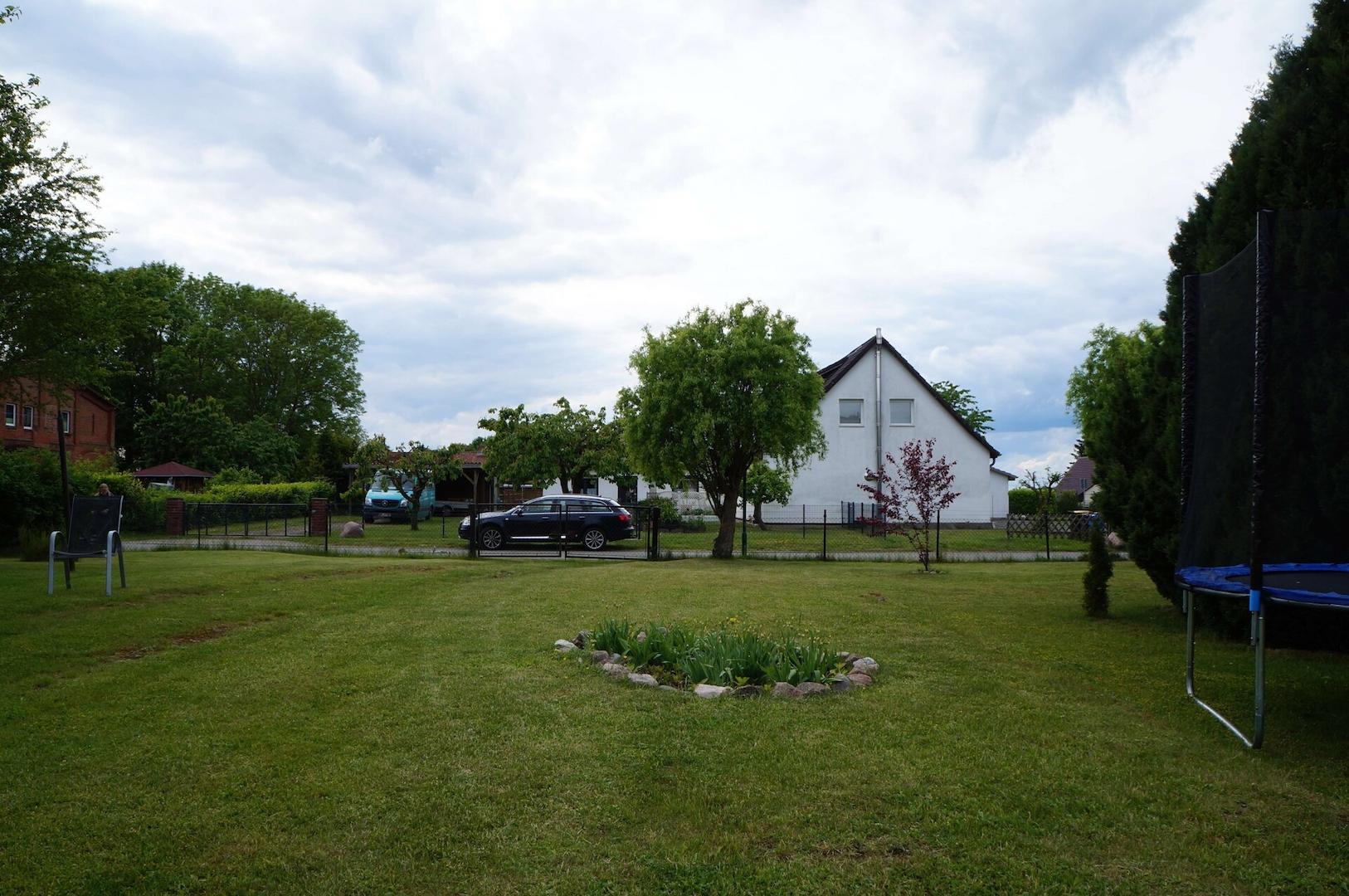 Blick vom Grundstück