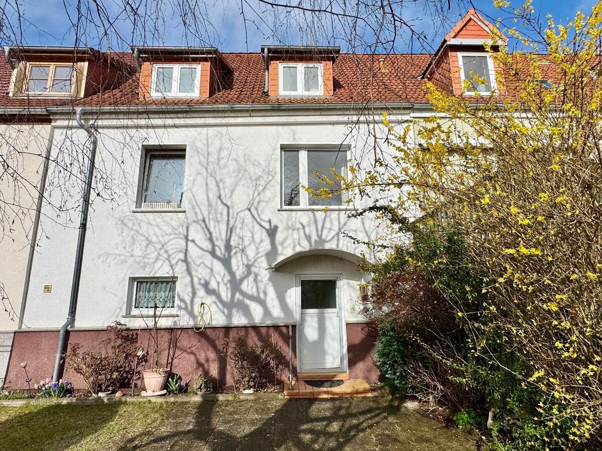 Hausansicht von hinten