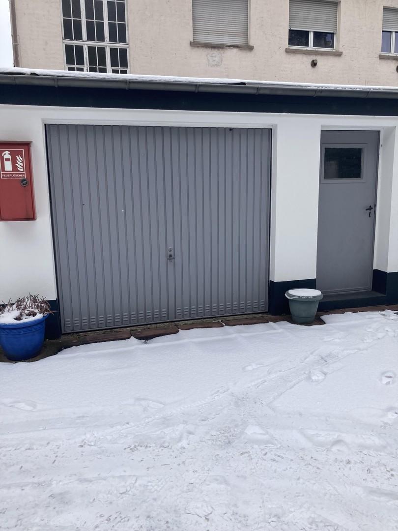 Einzelgarage direkt im Hof