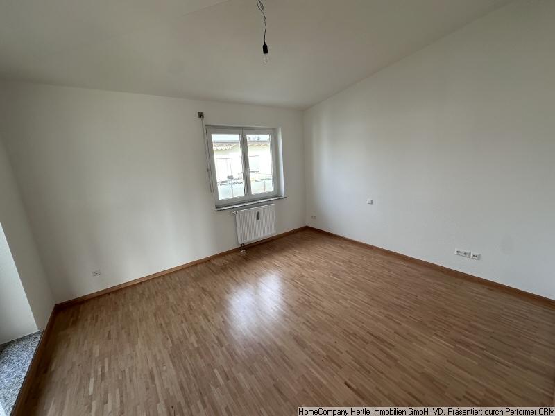 Schlaf-Arbeitszimmer OG