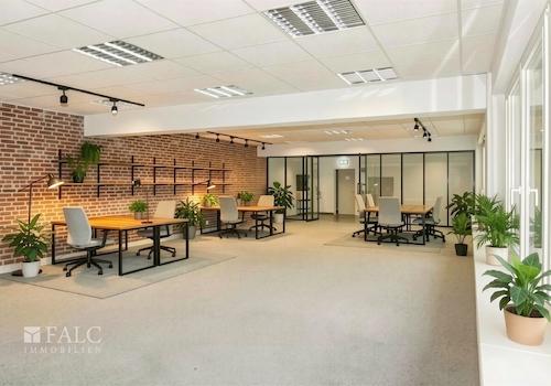 Großraumbüro EG - (KI generiert)