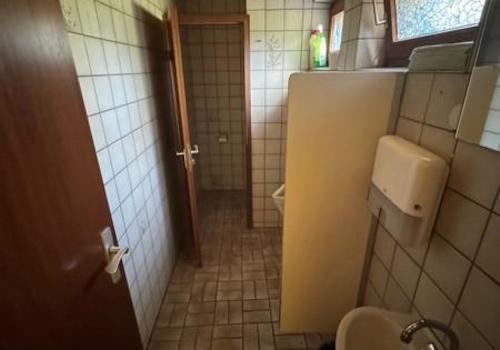 37 EG-Gaststätte Toilettenanlage