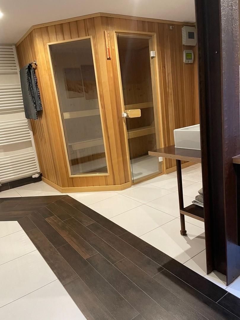Sauna (neu)