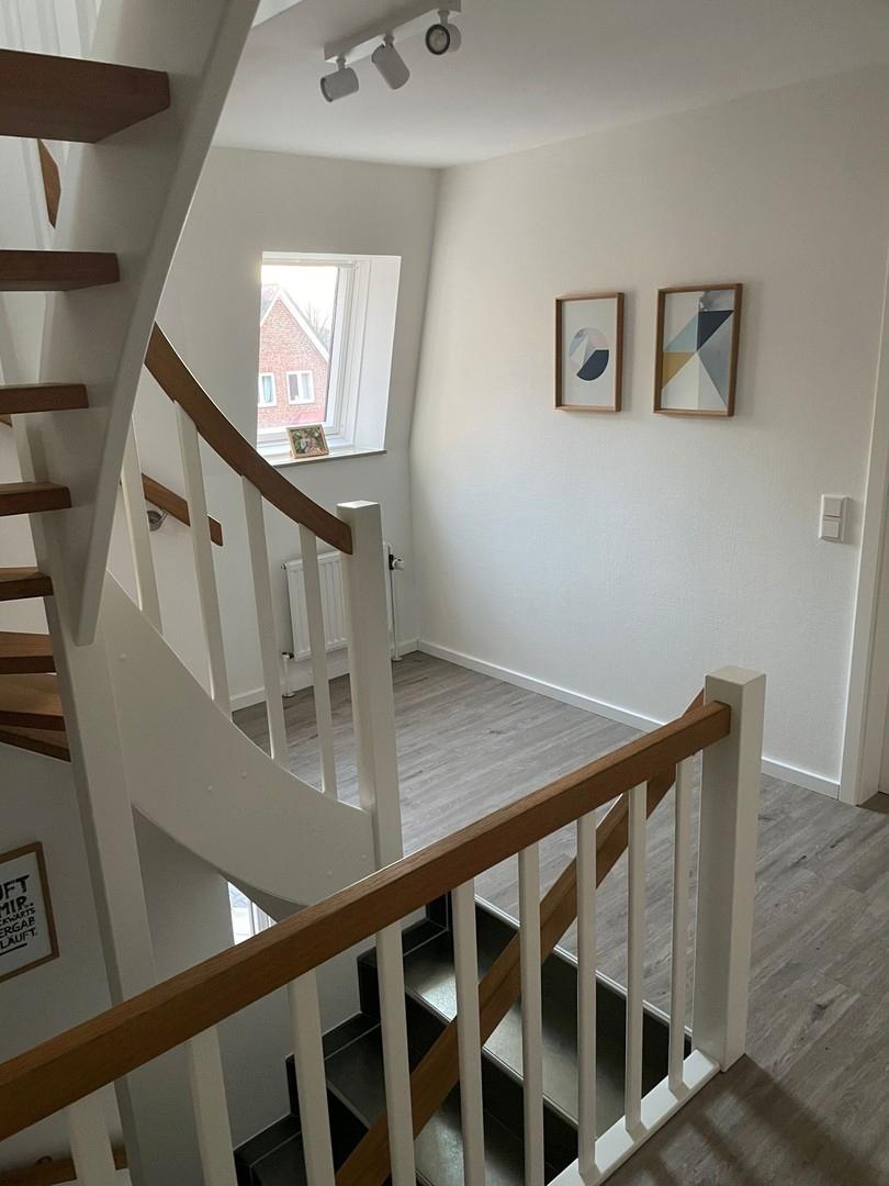 Treppenaufgang (neu)