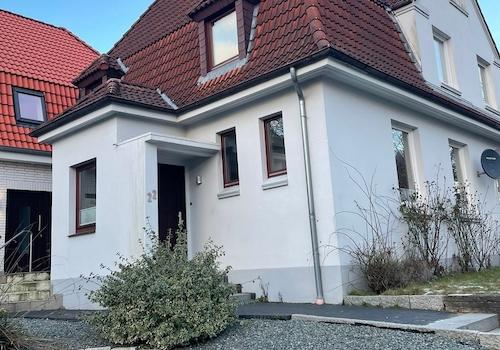 Alter Teil des Hausen, front