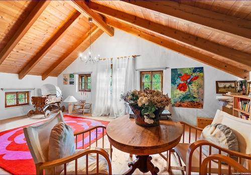 Wohn- und Schlafraum im  2. Stock